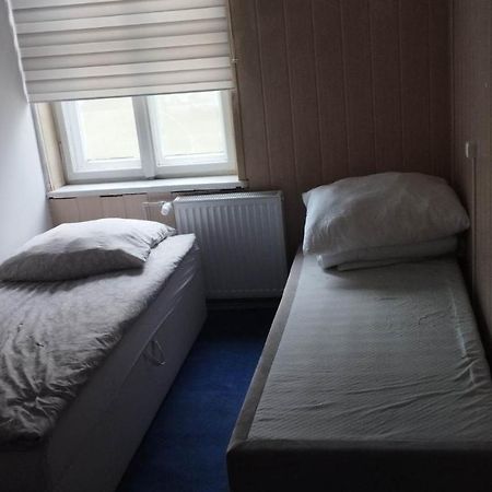Sagittarius Hostel- Pracowniczy ウッチ エクステリア 写真