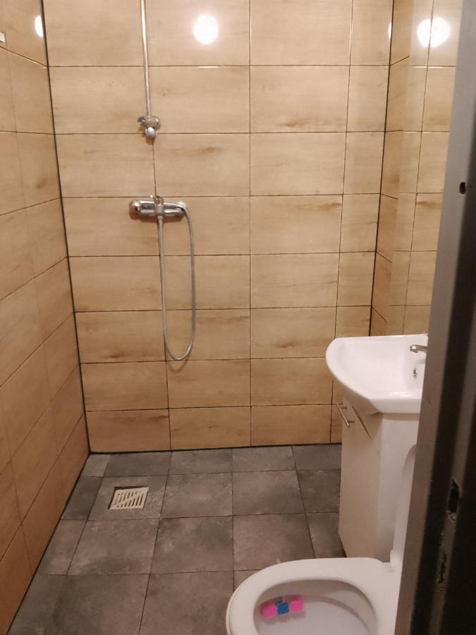 Sagittarius Hostel- Pracowniczy ウッチ エクステリア 写真